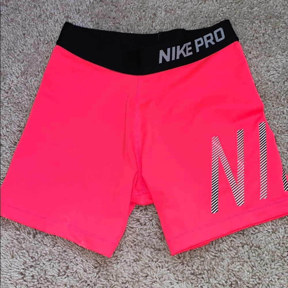 nike pros